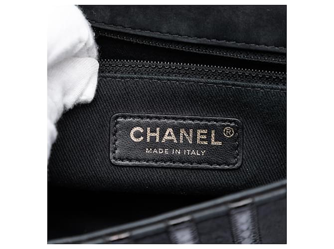 Chanel Black Chevron Python Embossed Calfskin and Suede Single Flap Nero - vista 5
