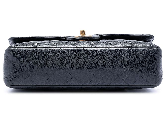 Chanel Black Medium Classic Caviar Double Flap Nero - vista 3