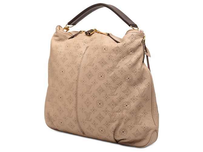 Louis Vuitton Beige Monogram Mahina Selene MM - vista 2