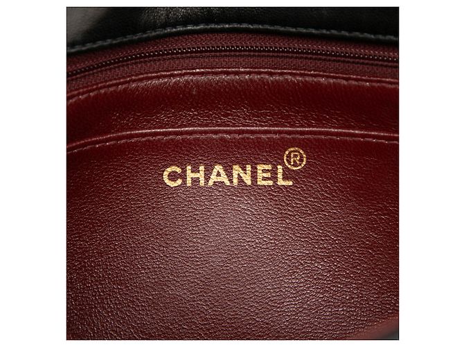 Chanel Borsa a tracolla Mademoiselle in agnello trapuntato verticale nero Medium - vista 5