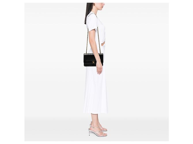 Chanel Borsa a tracolla Mademoiselle in agnello trapuntato verticale nero Medium - vista 7