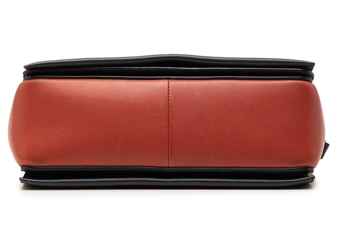 Céline Bolsa de ombro com estrutura em couro de vitelo liso brilhante preto Medium da Celine - vista 3