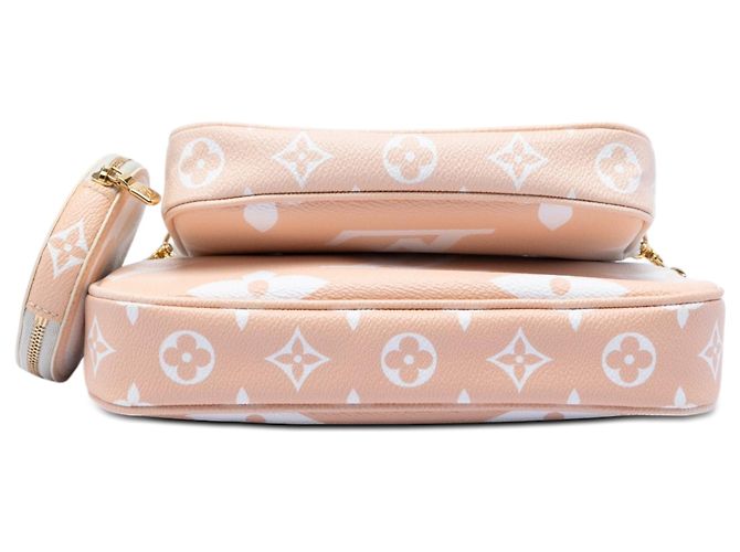 Louis Vuitton Beige Monogram Giant By The Pool Multi Pochette Accessoires - vista 3