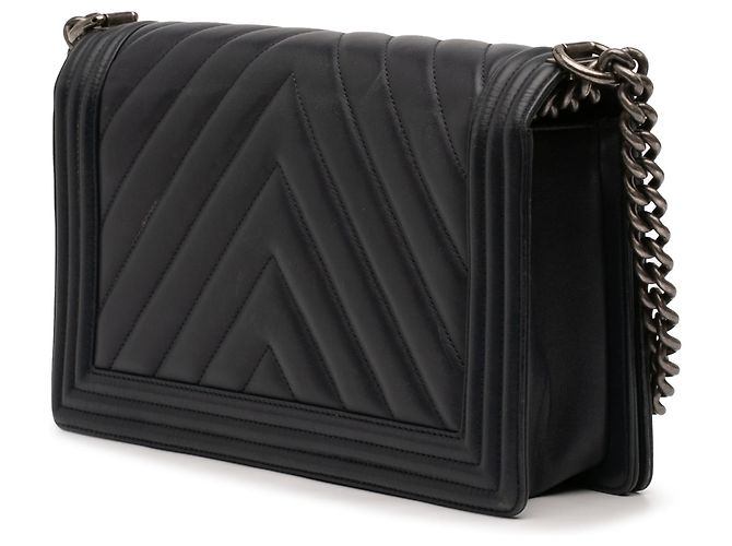 Chanel Black Medium Chevron Lambskin Boy Flap Nero - vista 2