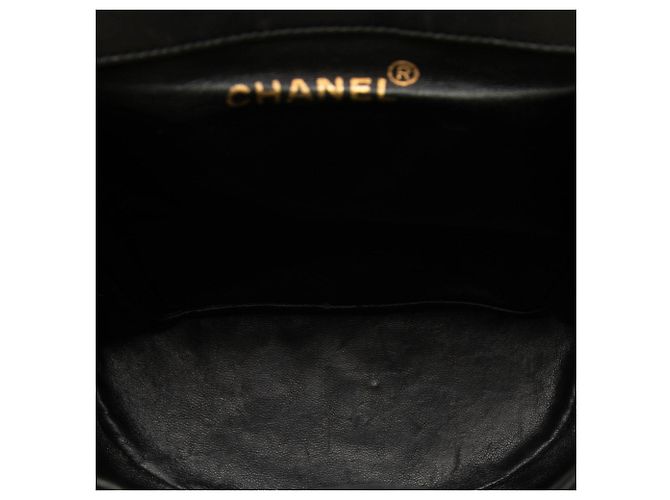 Mochila Chanel Duma de piel de cordero acolchada negra tamaño Medium Negro - vista 4