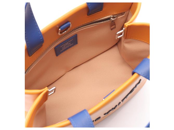 Sac cabas en cuir orange Louis Vuitton - vue 3