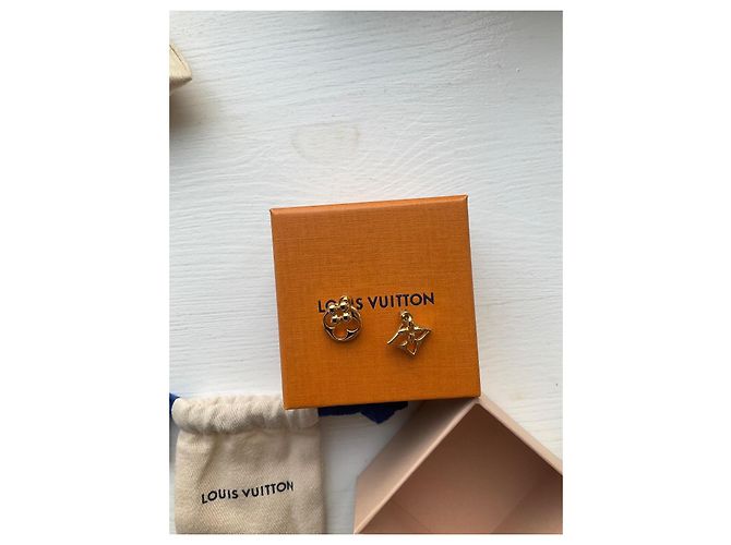 Louis Vuitton Pendientes Flower & Star Dorado - vista 2