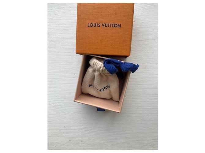 Louis Vuitton Pendientes Flower & Star Dorado - vista 3