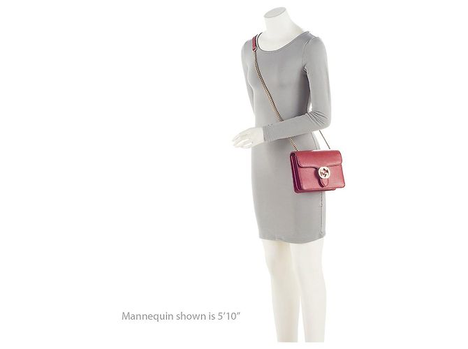 Bolsa de ombro Gucci em couro de bezerro granulado com G entrelaçado Vermelho - vista 5