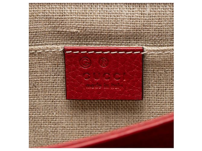 Bolsa de ombro Gucci em couro de bezerro granulado com G entrelaçado Vermelho - vista 8
