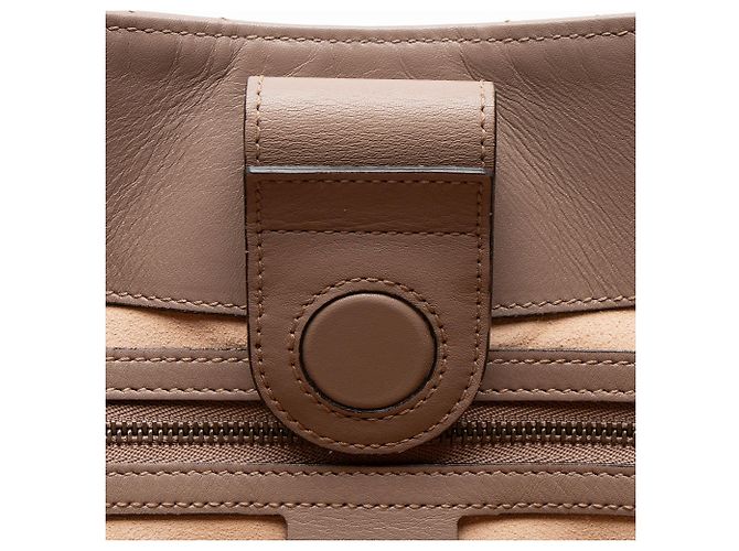 Borsa a Spalla con Catena Gucci Matelasse Leather GG Marmont Medium Marrone Beige - vista 10