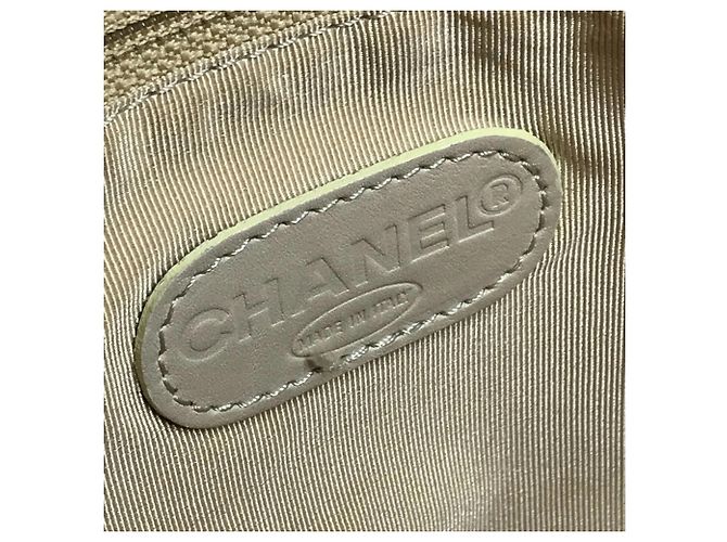 Chanel Vintage Logo Schultertasche Beige - Ansicht 14