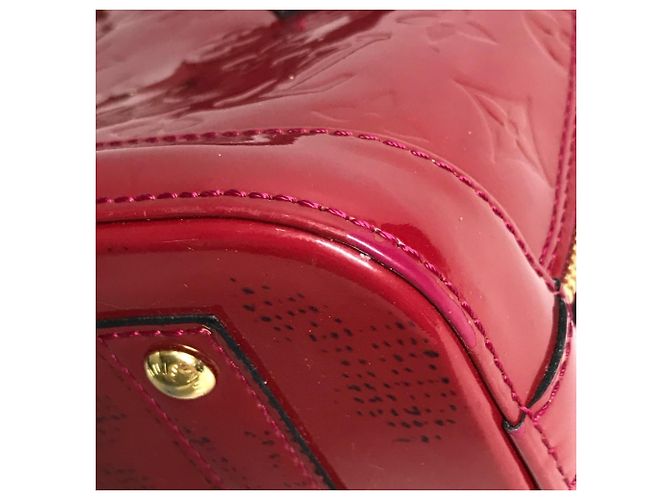 Borsa Alma BB Monogram Vernis Louis Vuitton Rosa - vista 18