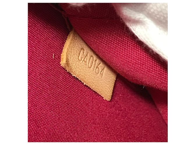 Borsa Alma BB Monogram Vernis Louis Vuitton Rosa - vista 9