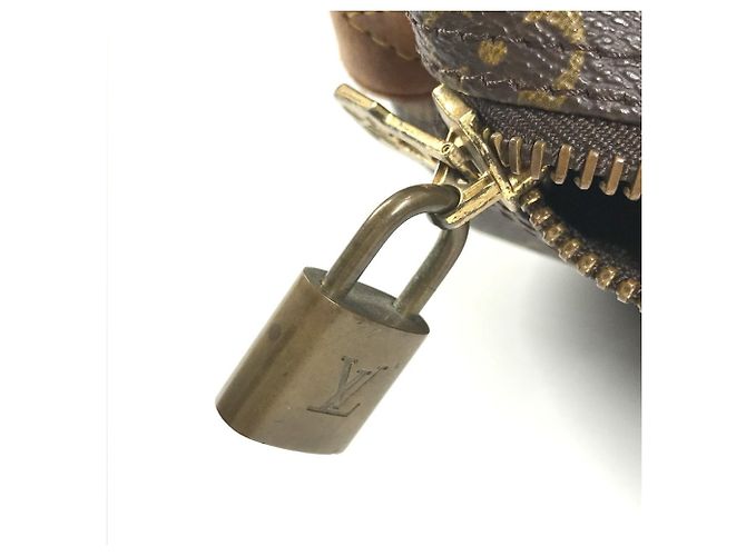 Borsa da viaggio Louis Vuitton Monogram Keepall 50 Marrone - vista 14