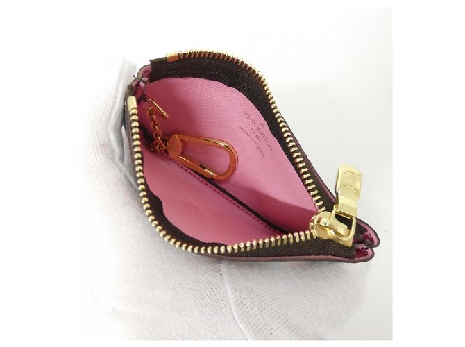 Vivienne Louis Vuitton Monogram Pochette Clé Castaño - vista 5
