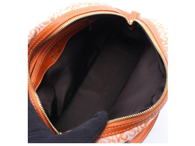 Piccola borsa bowling Loewe Anagram Arancione - vista 3