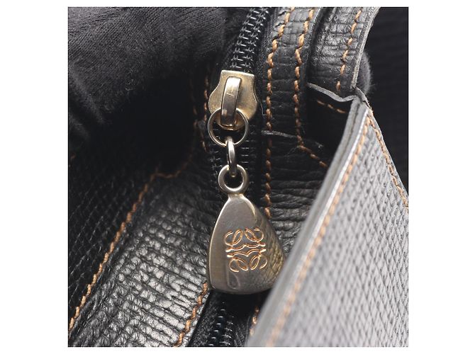 Borsa a tracolla in pelle nera Loewe Nero - vista 9