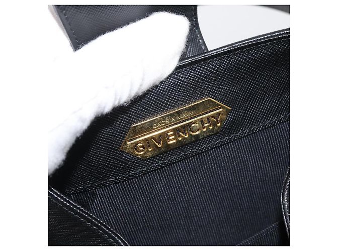 GIVENCHY Handtasche aus Leder Schwarz Gold Auth 180008 Golden - Ansicht 11