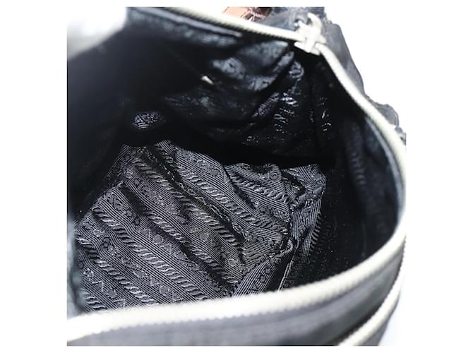 Borsa a tracolla PRADA Nylon e pelle nera argento Auth mr2443A Nero - vista 20