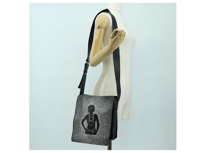 Borsa a Spalla CHANEL Coco Mademoiselle in Pelle Nera con CC Argentato Autentica 178522SAM Nero Argento - vista 28