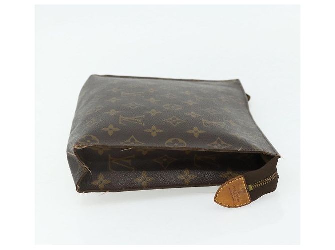 LOUIS VUITTON Monogram Poche Toilette 26 Pouch M47542 LV Auth 179484 Monograma - vista 4