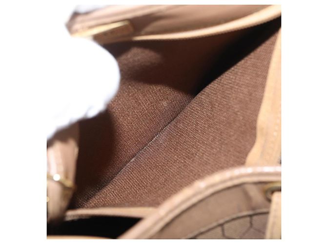 Borsa a Spalla Christian Dior Honeycomb Canvas PVC Beige Oro Auth 180032 D'oro - vista 20