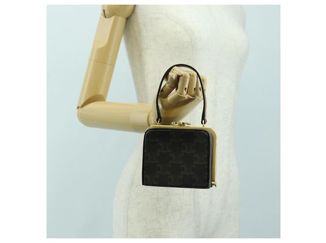 Céline CELINE Triomphe Macadam Canvas Mini Vanity Case PVC Leather Black Auth 179589M Nero D'oro - vista 22
