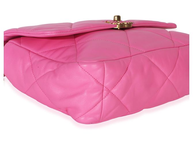 Chanel 19 Flap Bag aus rosa gestepptem Lammleder, Größe Large Pink - Ansicht 7