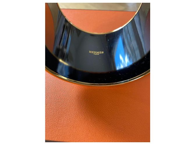 Pulseira bracelete Hermès em metal dourado e esmalte Gold hardware - vista 2