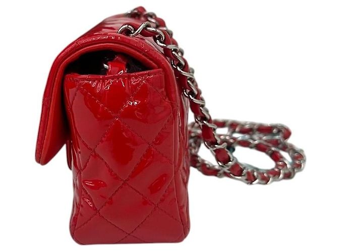 Borsa Chanel Classic Flap in vernice rossa Rosso - vista 4