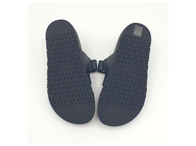 Hermès Leather Sandal Chypre, noir, Calfskin, 37 Black - view 5