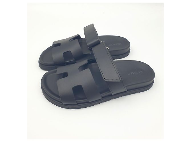 Hermès Leather Sandal Chypre, noir, Calfskin, 37 Black - view 6