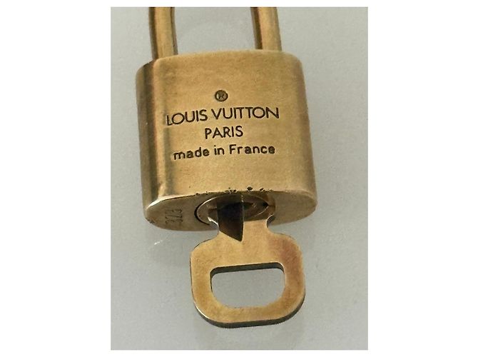 Louis Vuitton Vorhängeschloss mit Schlüssel 323 Golden - Ansicht 5