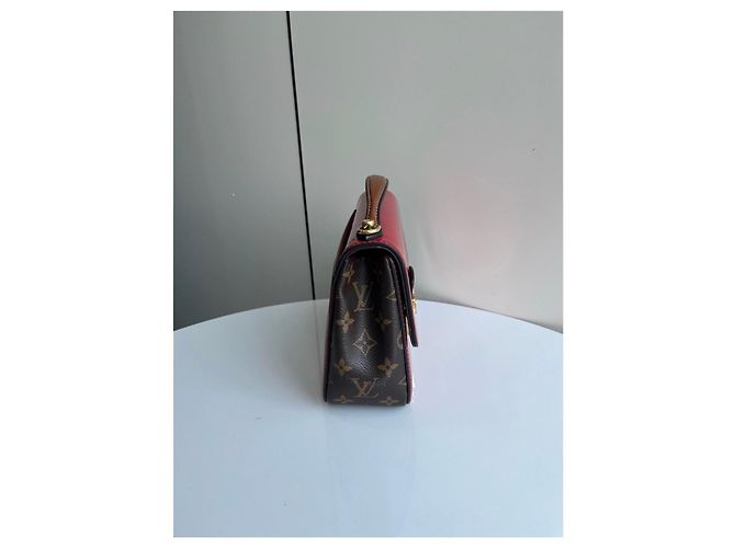 Louis Vuitton Borsa a mano in vernice rosso e tela Monogram Marrone Monogramma - vista 7