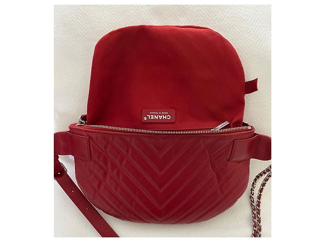 Chanel Chevron Gürteltasche aus rotem Leder - Ansicht 4