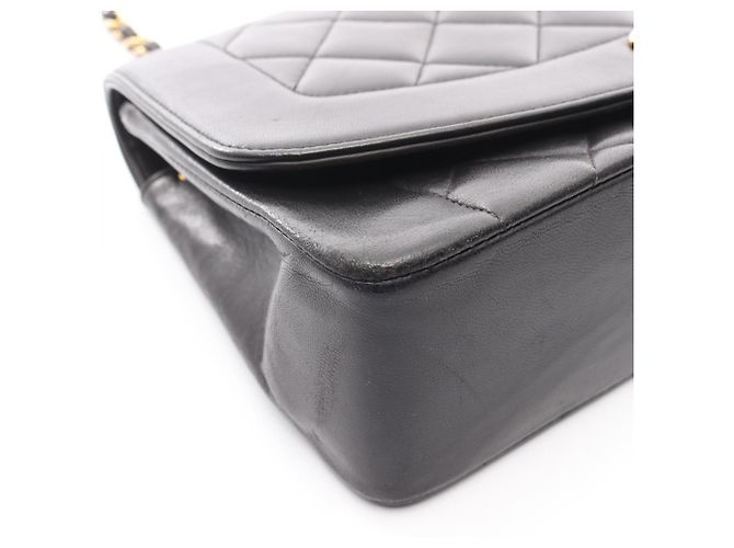 Borsa a tracolla Chanel Matelassé Diana Flap Nero - vista 10