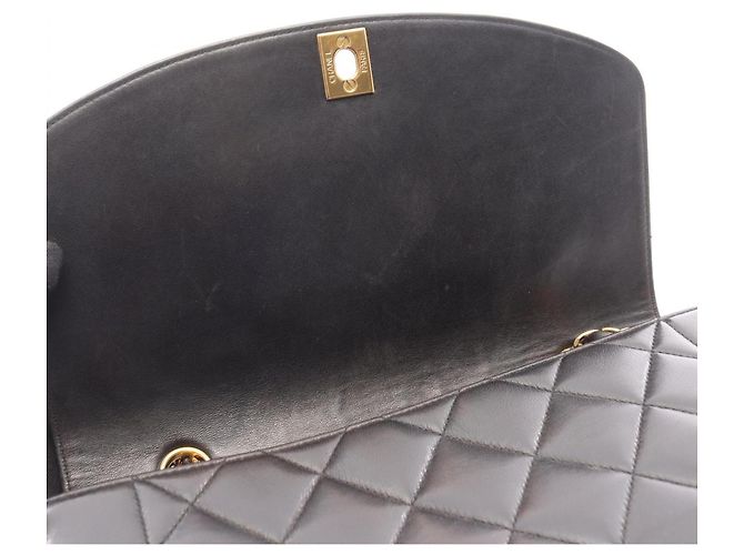 Borsa a tracolla Chanel Matelassé Diana Flap Nero - vista 8