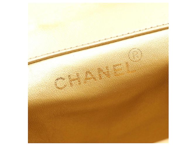 Zaino Chanel Matelassé in pelle oro D'oro - vista 4