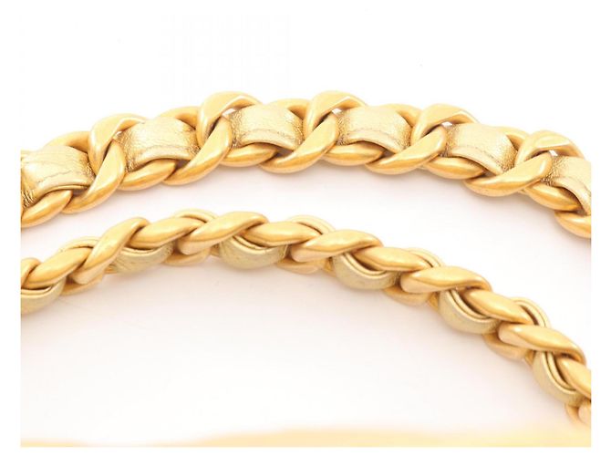 Zaino Chanel Matelassé in pelle oro D'oro - vista 7