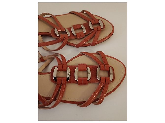 Chanel Lackleder Sandalen Orange - Ansicht 4