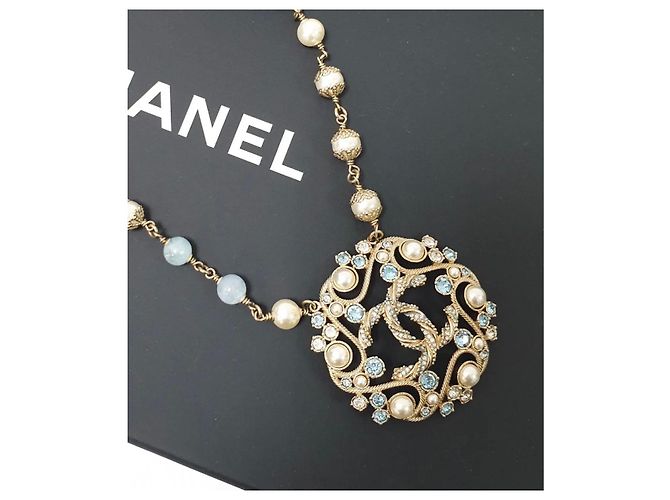 Collana Chanel B19 in resina acquamarina e perle usata - vista 2