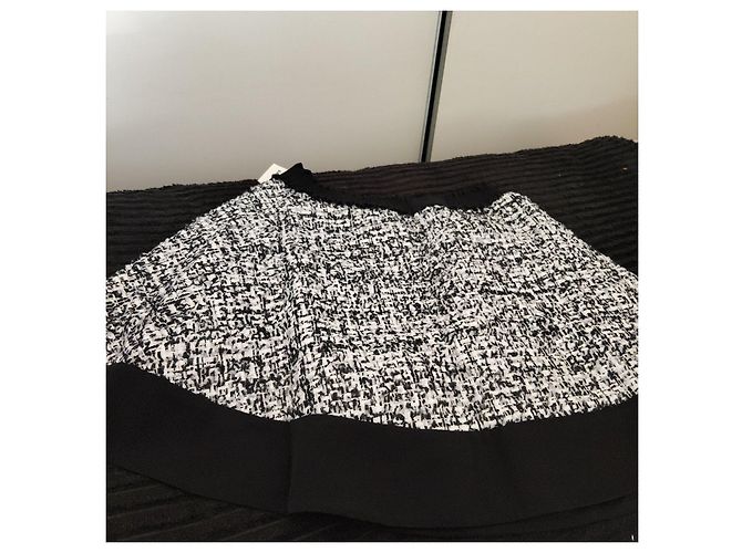 Completo giacca e gonna Sandro in tweed bianco e nero - vista 2