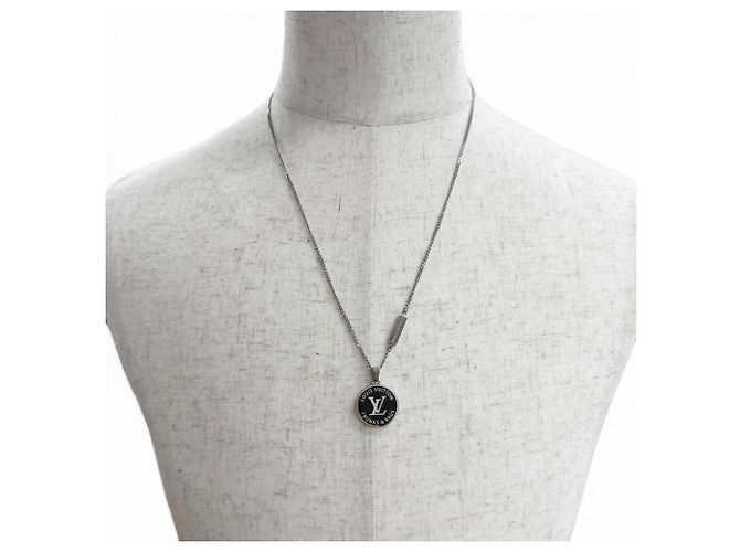Collana Louis Vuitton Modello 2022 M00911 Nero Argento - vista 2