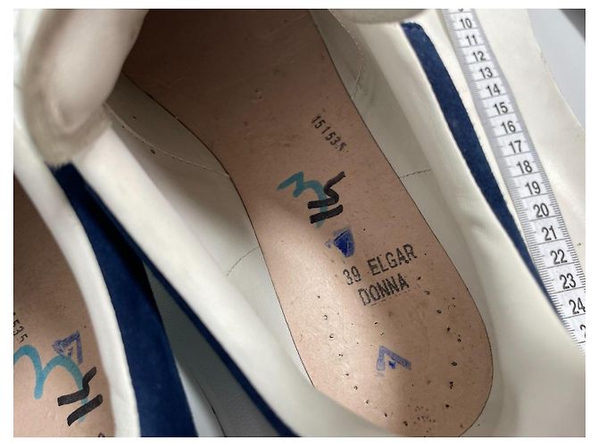Sneaker Oversized Alexander McQueen Bianco Navy Camoscio Blu scuro - vista 16