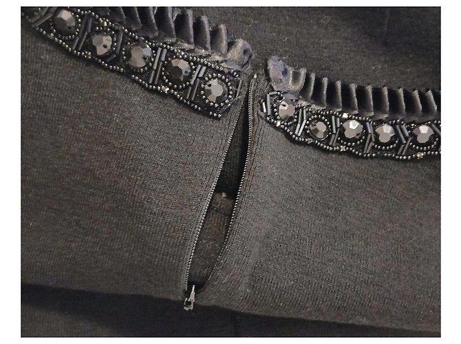 Blumarine schwarzes Kleid mit Schmuckdetails - Ansicht 9