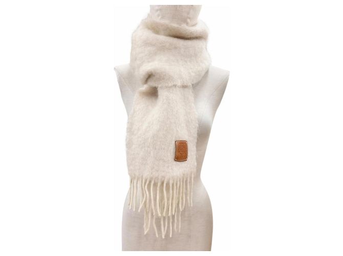 Stola lunga in misto lana e mohair Loewe Crudo - vista 4