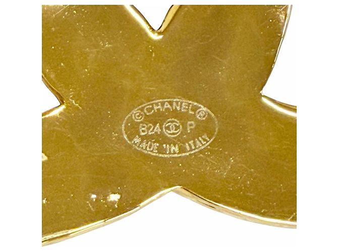 Spilla Chanel B24P Coco Mark CC Logo Nero D'oro - vista 5