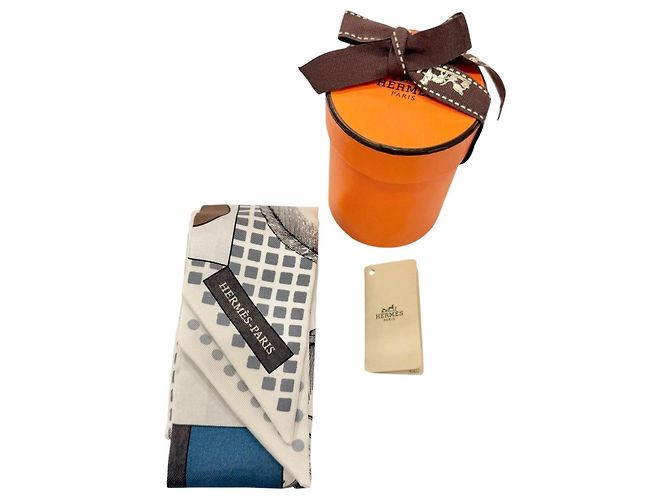 Hermès Sciarpa Twilly HERMES - Cavalier en Formes Multicolore - vista 2