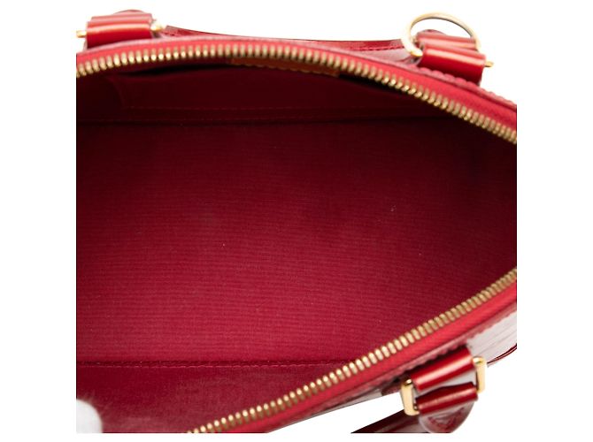 Louis Vuitton Alma BB in Vernis Monogram Rouge Rosso - vista 4